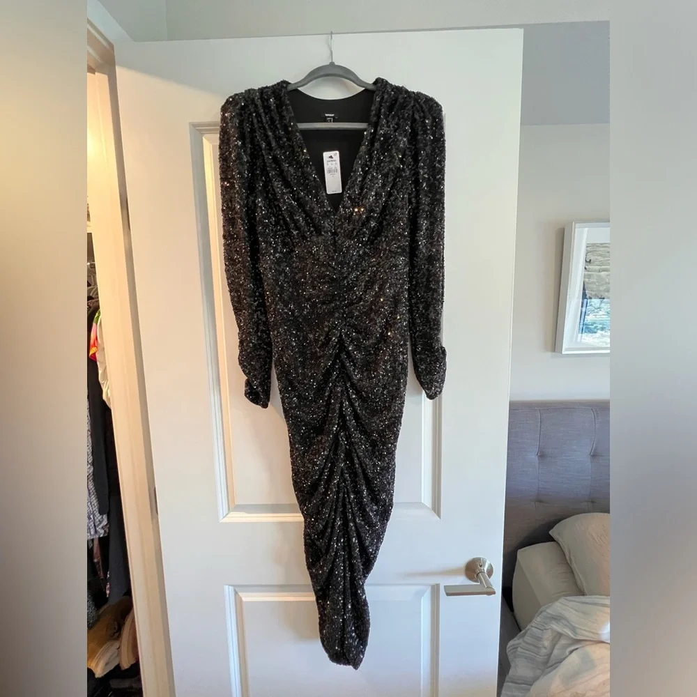 Express sequin evening dress with 3/4 sleeve. New with tags in size small! - Picture 1 of 8